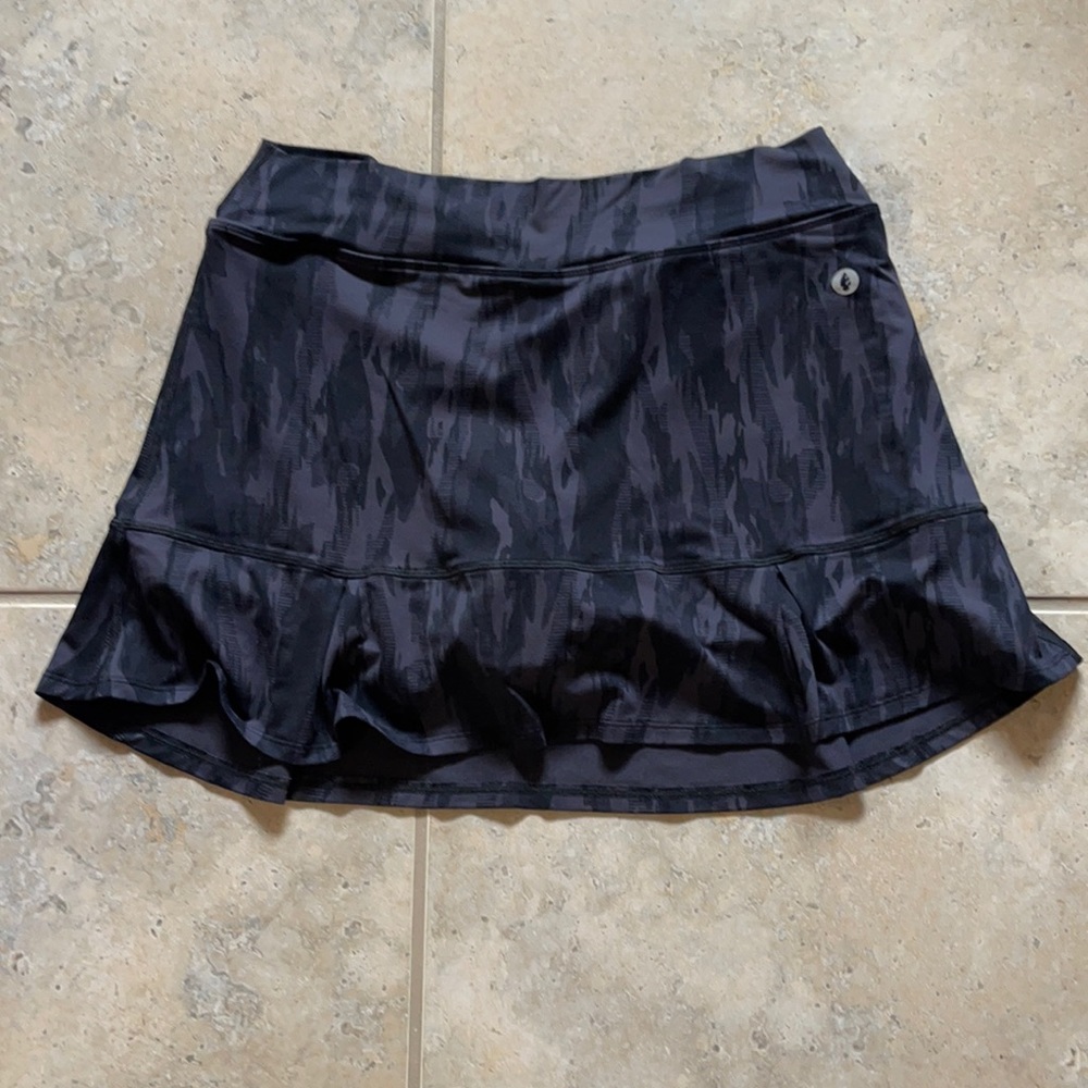 Dona Jo Skort Size 3